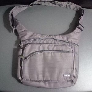 Lug Sidekick Crossbody bag